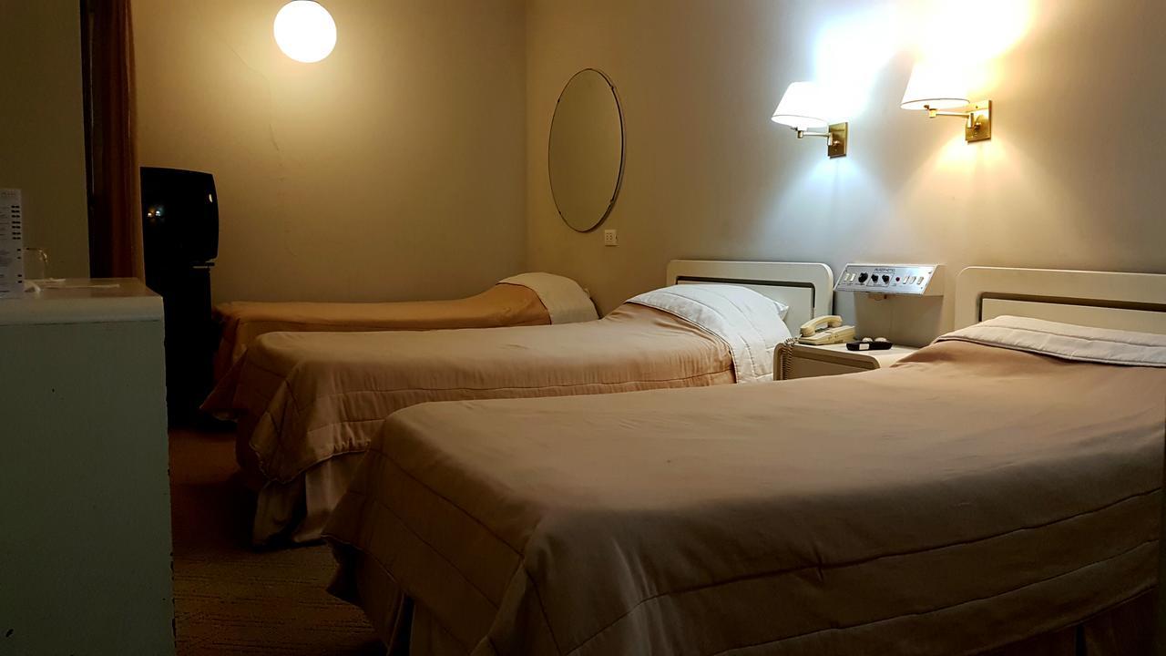 Plaza Hotel La Rioja Zewnętrze zdjęcie