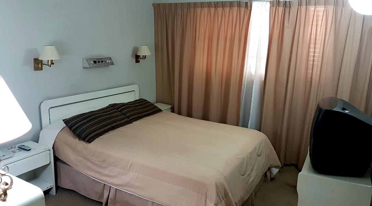 Plaza Hotel La Rioja Zewnętrze zdjęcie